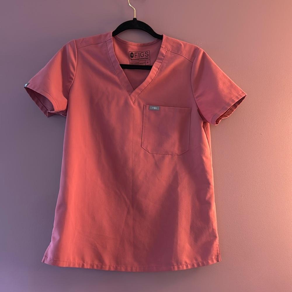 Figs Catarina One Pocket Scrub Top Small Tuckable LIKE NEW Dusty Rose Pink